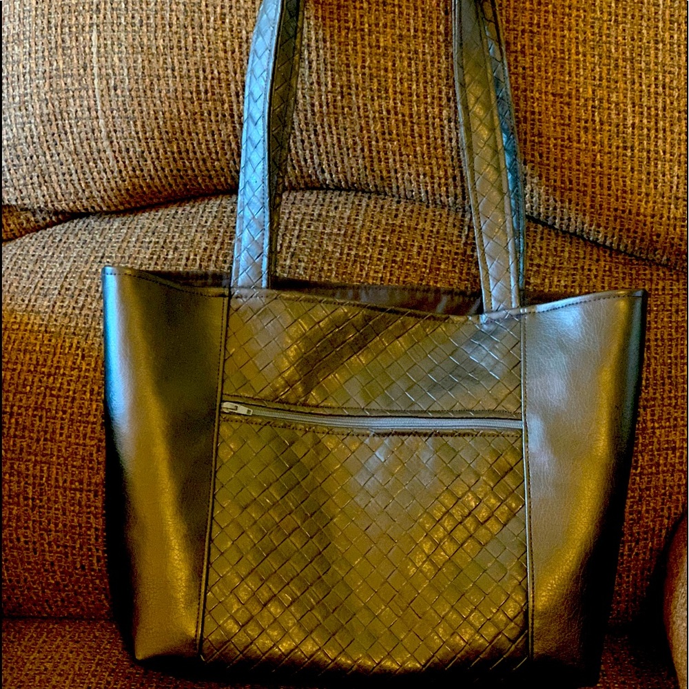 Vinyl tote bag